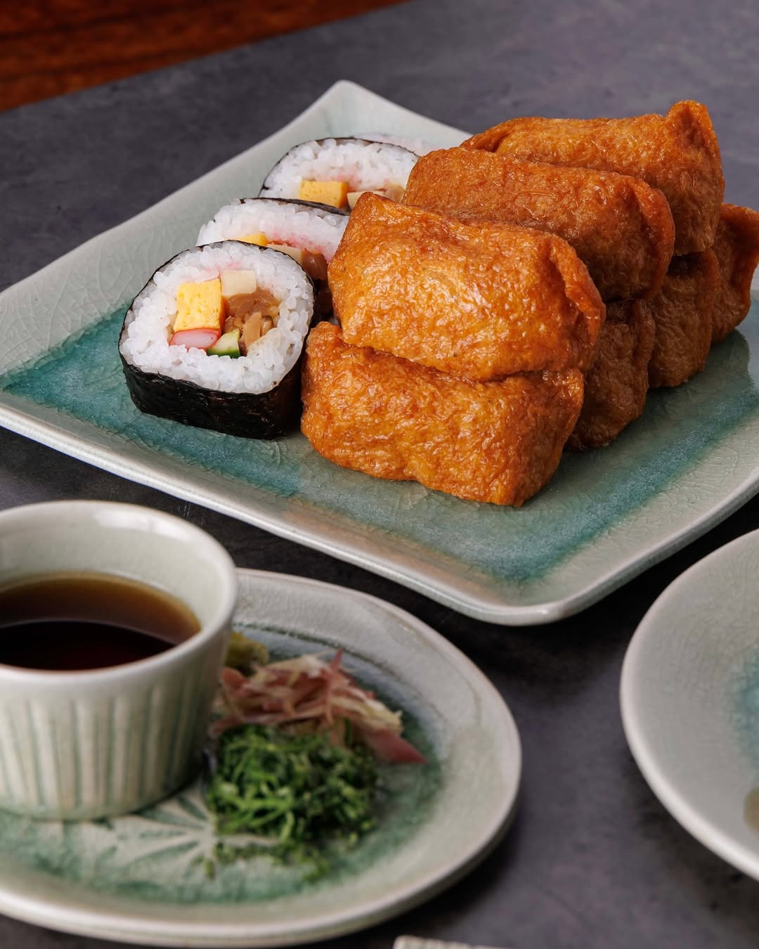 和食器　尾張　御深井焼焼　貝形向付　五客　時代箱付　M　R8097 和食器 尾張 御深井焼焼 貝形向付 五客 時代箱付